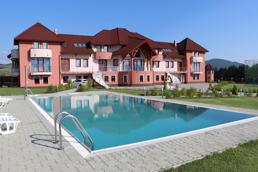 Sanderson Apartments Miercurea Ciuc Bilik gambar