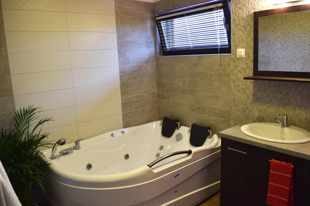 Sanderson Apartments Miercurea Ciuc Luaran gambar